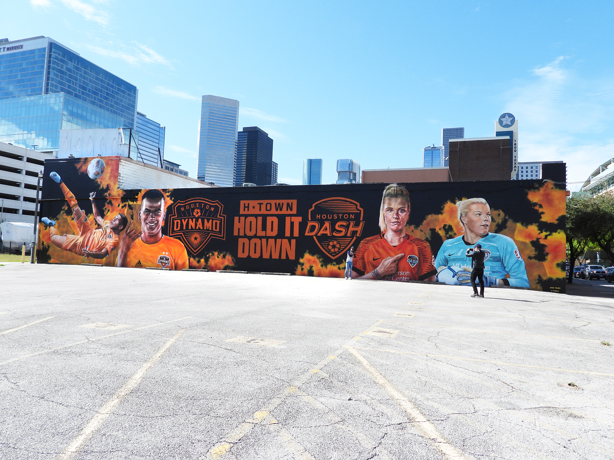 Dynamo – Dash mural – HTX Fan Tavern